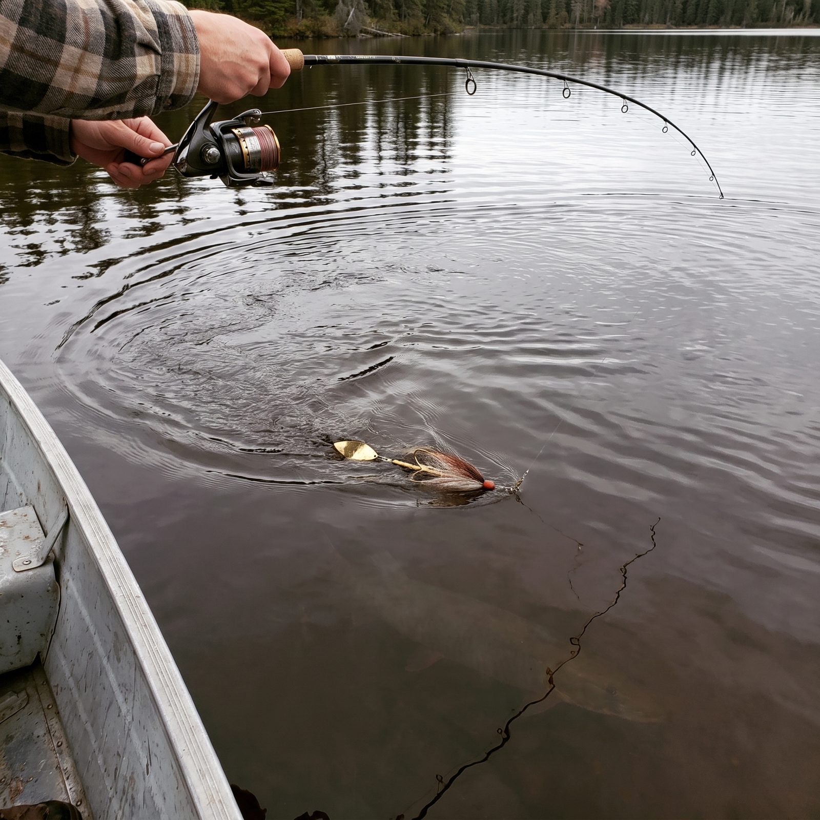 Finish Every Muskie Retrieve With a Boatside Figure Eight
