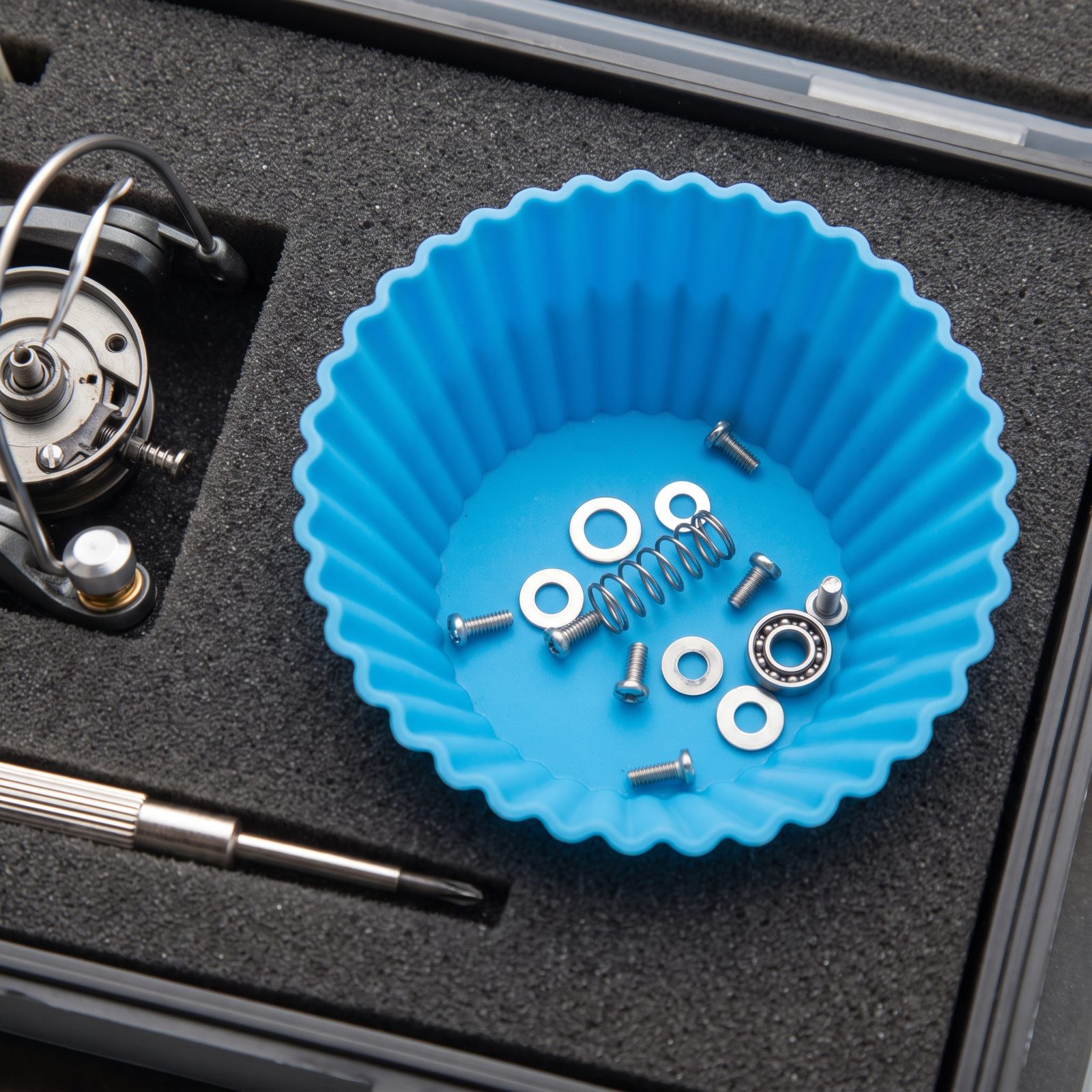 A Silicone Cupcake Liner as a Collapsible Parts Tray
